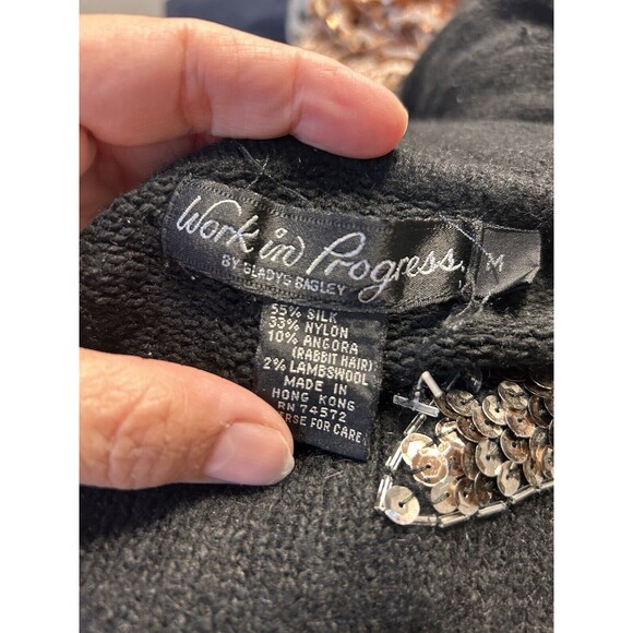 Vintage 1980’s Black Silver Gold Sequin Silk Angora Blend Sweater Size Medium - Picture 2 of 5